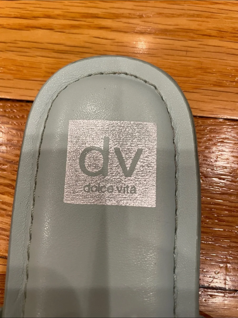 DV by Dolce Vita Cotta Kids’ Sandal - Mint EUC
